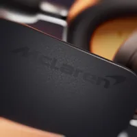 Bowers & Wilkins Px8 S2 McLaren Edition, foto 5 van 6