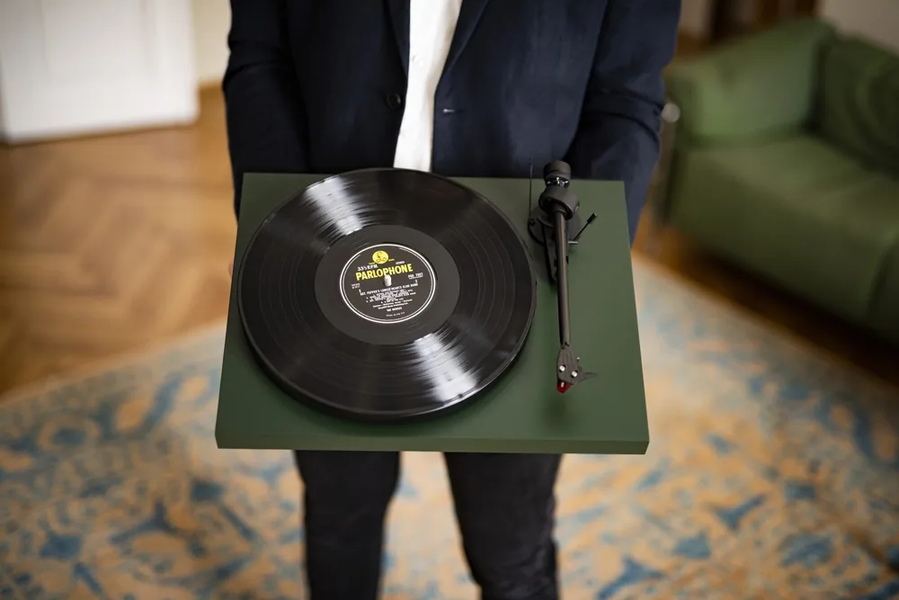 Pro-Ject Audio Systems Pro-Ject Debut Carbon EVO