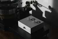 Pro-Ject Audio Systems Pro-Ject Tube Box DS3 B, foto 2 van 4