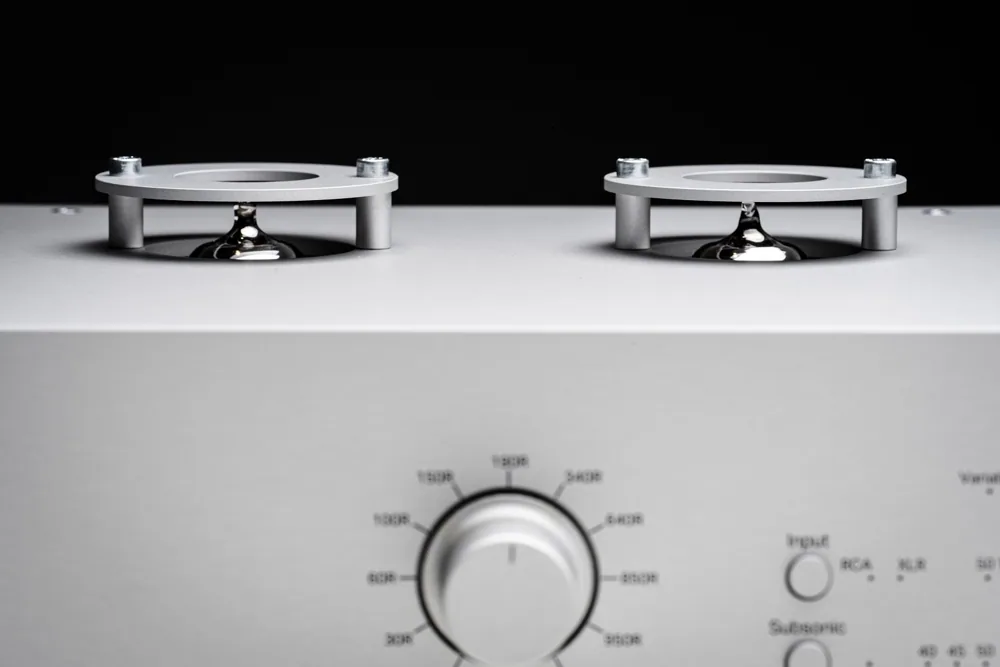 Pro-Ject Audio Systems Pro-Ject Tube Box DS3 B