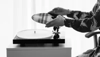 Pro-Ject Audio Systems Pro-Ject X1, foto 1 van 4