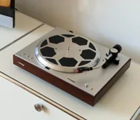 Thorens TD 404 DD, foto 4 van 6